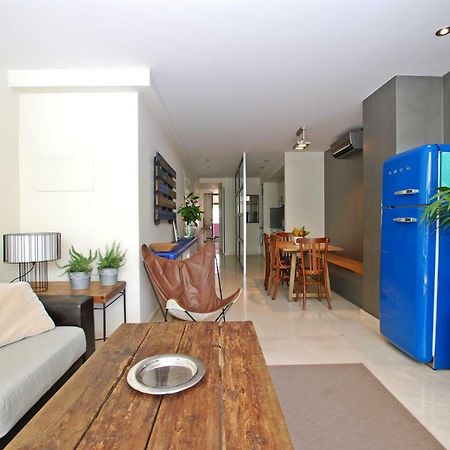 Blue Fridge Apartmen - Blue Fridge Apartmen - Ideal For Couples, Near Beach And Well Connected Apartment Vilassar De Mar Exterior photo
